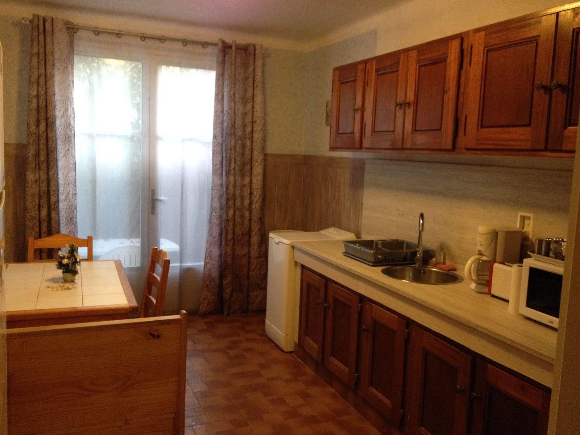 Appartement La Plage En Provence เลอ ปราเดต์ ภายนอก รูปภาพ